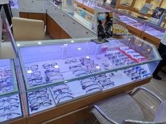 -世纪大明眼镜·蔡司战略授权店(汉街店)