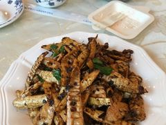 -鑫巴蜀小镇 · 水煮鱼专研店(玉桥店)