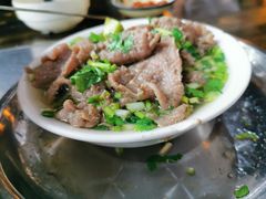 -乐山食古香跷脚牛肉