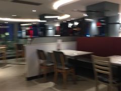 大堂-必胜客(步行街店)