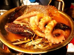 -鑫釜山海鲜烧烤(鑫丰国际店)
