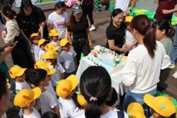 -小蜜蜂农场(凯德七宝购物广场店)