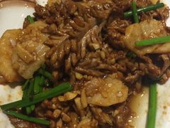 -闫府私房菜·百年鲁菜(恒隆店)