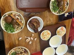 -任记七中刀削面(总店)