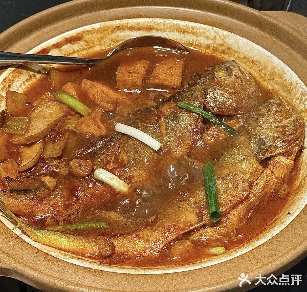 新晋排队王鲁菜餐厅，人气很旺，口味确实不错👍