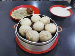 -天天大肉包
