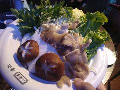 蔬菜拼盘-八合里潮汕鲜牛肉火锅(深圳海岸城店)