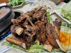 -九寨沟特色牦牛肉汤锅