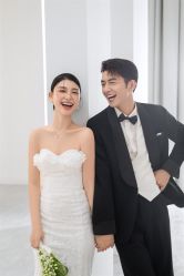 -卢浮宫婚纱摄影(银河国际店)