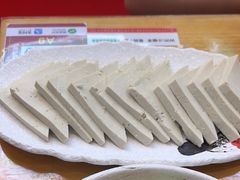 -小椒羊.羊肉粉 龙虾 羊肉串(新地旗舰店)