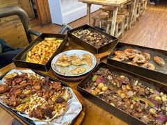 -老东镇啤酒屋海鲜加工·蒸汽海鲜·海鲜烧烤(台东店)