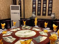 -蔼若春.传承三十年云南菜(金碧公园店)