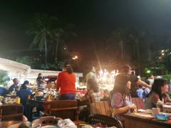 露天位-渔家火锅·海鲜自助餐·演艺(亚龙湾天域酒店)
