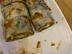 葱饼卷牛肉-台北楚楚园馅饼粥(虹桥南丰城店)