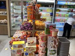 -来伊份(前进西路万象汇店)