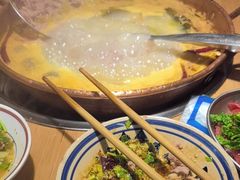 -洱火云南酸菜牛肉火锅(石景山当代商城店)