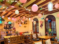 -月亮眼花园餐厅书吧酒吧