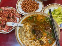 -金杨拉面王小吃面馆·牛三宝面·红烧牛肉粉
