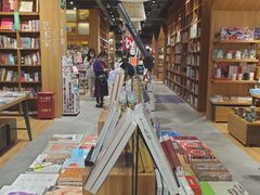 -百新书局(尚悦湾店)