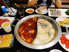 -吴记老锅底麻辣火锅(福州路店)