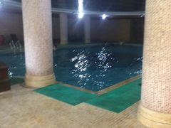 -桂花城会所游泳池