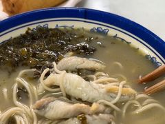-明呈黄鱼面馆(斜土路店)