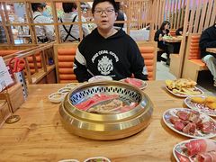 -汉江山料理级自助烤肉黑金冠(周口好吃城店)