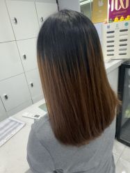 -镁连社·美联社