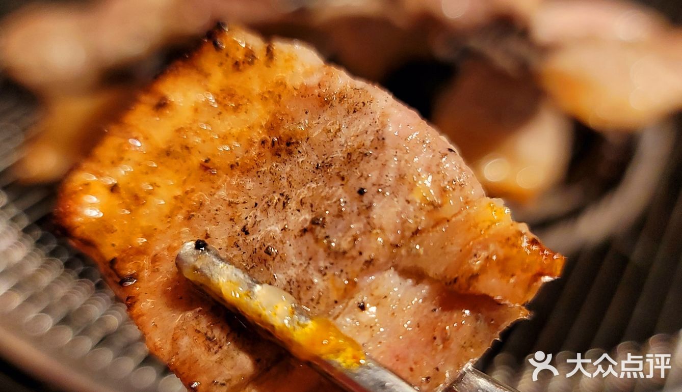 🍖今天的快乐🎊，属于花槿烤肉🍗