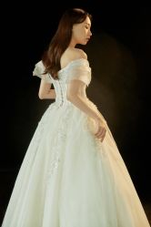 -MISS MIA 婚纱品牌馆