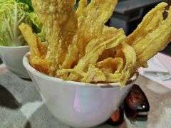 -墨脱石锅椰子鸡•香草鸭•东山羊(大东海店)