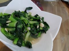 -邻家小馆(银都店)