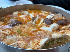 冬阴功锅-肥仔文澳门猪骨煲(南京西路店)