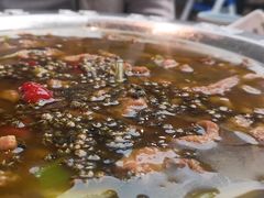 -有红鸡毛店·川菜(建设路店)