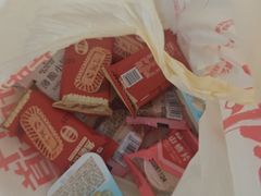 -良品铺子(大唐西市店)