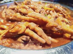 鸡爪煲-胖哥俩肉蟹煲(世茂国际广场店)
