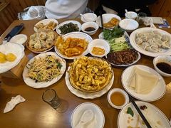 -鹤乡东北菜(崮山路店)