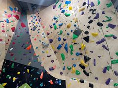-ROCKPLUS攀岩馆(环宇城店)