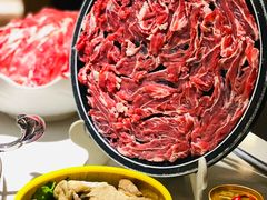 -茅草房·河畔园林火锅