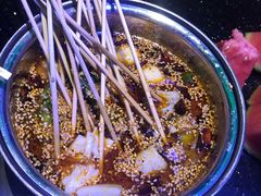 哈尔滨麻辣涮大片毛肚锅-冰城小镇音乐串吧·聚会餐厅(百子湾店)