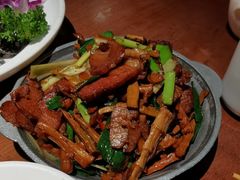 大巴山老腊肉炒笋-黑鸡小馆(金源店)