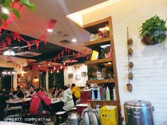 大堂-水碾河刘老大串串香(水碾河路店)