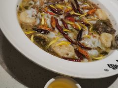 -江渔儿酸菜鱼(映月湖环宇城店)