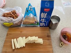 -蒙醇鲜酿酸奶