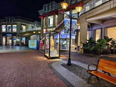 -王府井奥莱临潼小镇(临潼店)