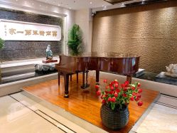 -北京七彩云南翡翠珠宝旗舰店(月坛店)