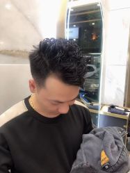 -苏奇发型·烫发染发