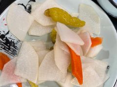 -三江鱼东北特色铁锅炖(骆驼店)