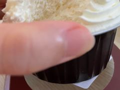 -红宝石·鲜奶小方·海派西点房(南丹店)