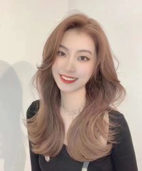 -变画·发型STUDIO